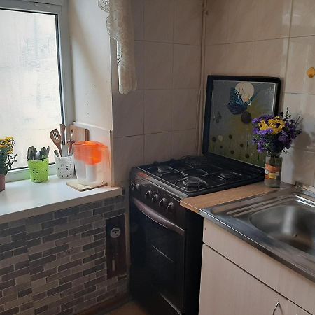 Уютная Квартира На Молдованке Odessa Exterior foto