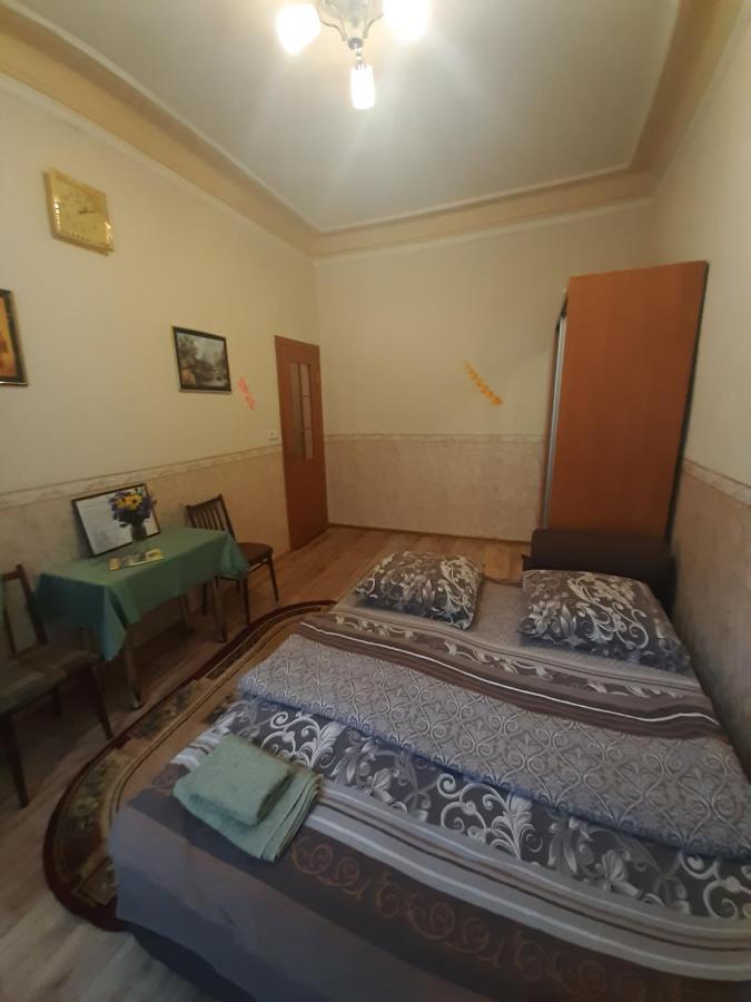 Уютная Квартира На Молдованке Odessa Exterior foto